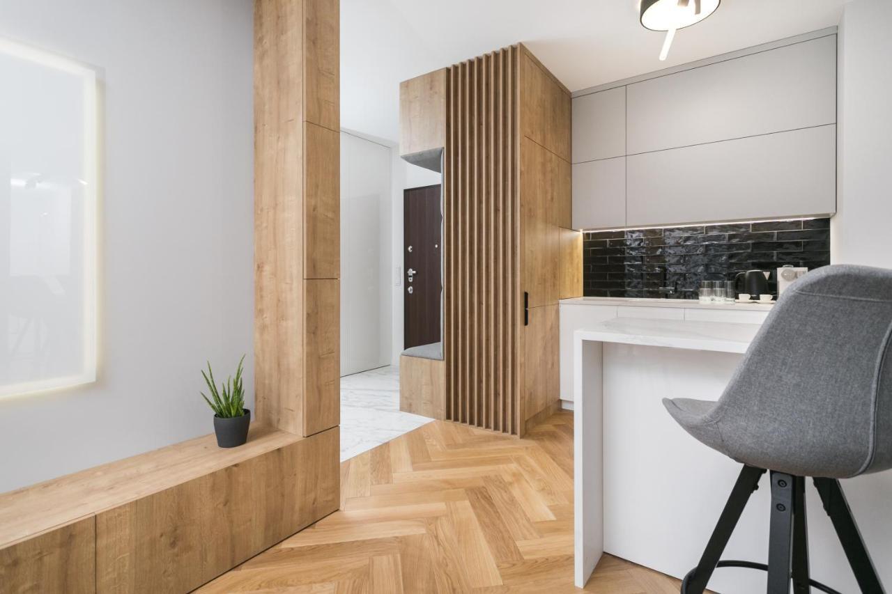 Luxury Mennica - Golden - Center Apartament Warszawa