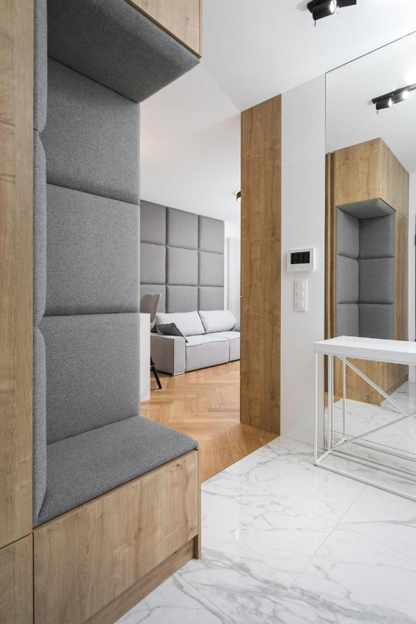 Apartament Luxury Mennica - Golden - Center