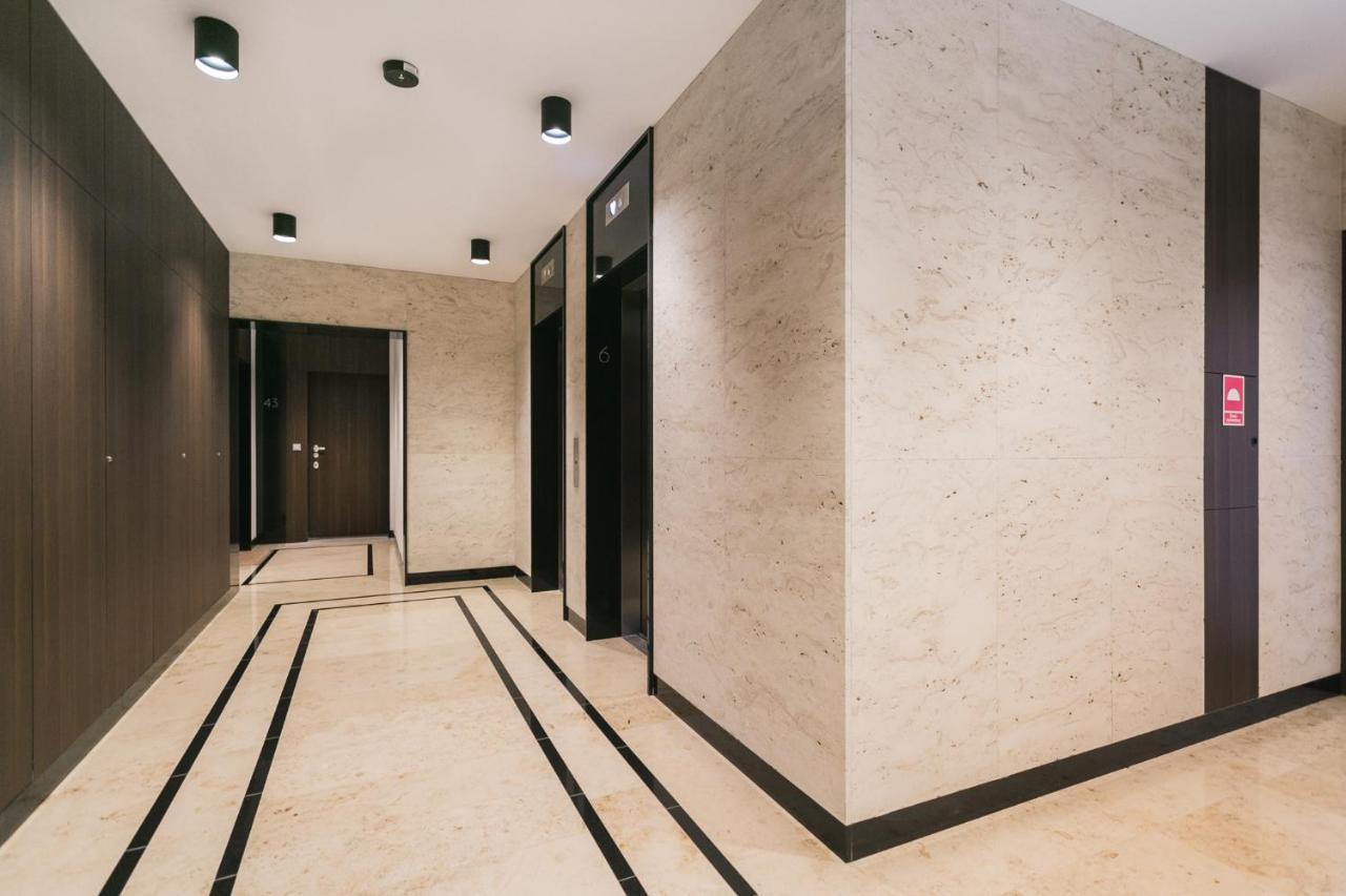 Luxury Mennica - Golden - Center Warszawa